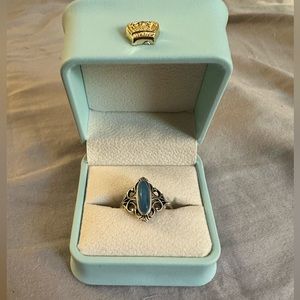 Vintage blue chalcedony sterling silver ring